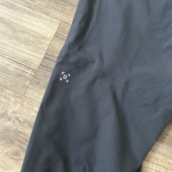 Lululemon Mens Grind Down
Pants  Athletic Stretch Athlesiure Gym - Picture 7 of 10